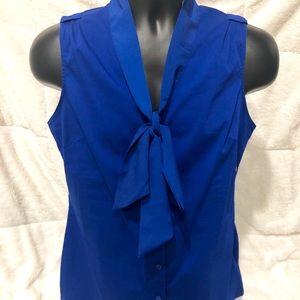 Beautiful blue button up medium tank NWT
